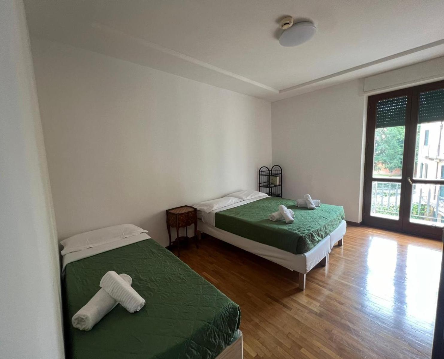 Marconi Rooms And Apartments ヴェローナ エクステリア 写真