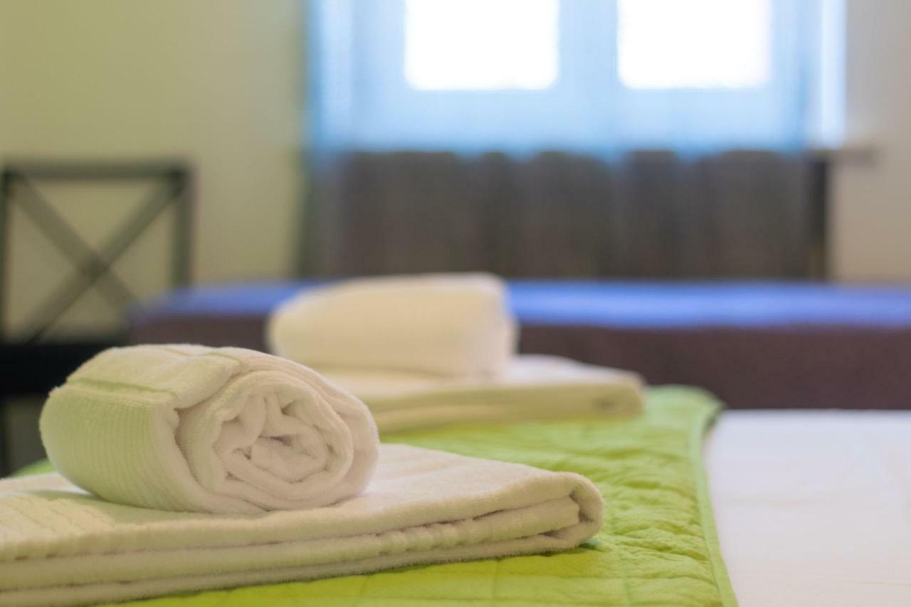 Marconi Rooms And Apartments ヴェローナ エクステリア 写真